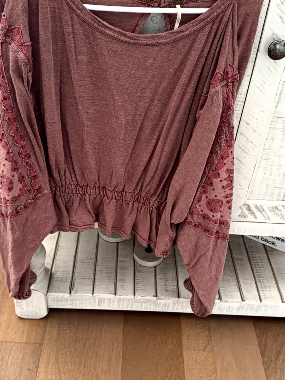 Free People Boho Lace-Inset Peasant Top in Dusty Rose - Picture 4 of 4